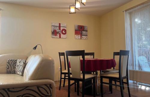 Nova Lesna Apartment | Apartmán Lesana