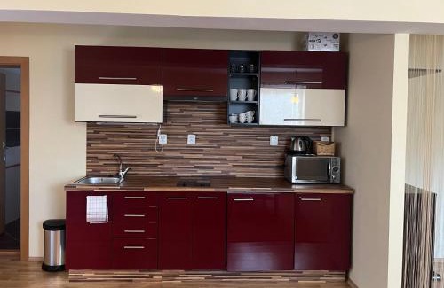 Nova Lesna Apartment | Apartmán Lesana