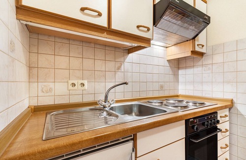 Bad Rippoldsau-Schapbach Apartment | Apartment 'Ferienwohnung 3 Im Bauernhaus' with Shared Terrace, Shared Garden and Wi-Fi