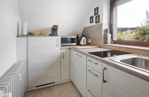 Schoenwald Apartment | Apartment 'Isabell' with Shared Garden, Balcony and Wi-Fi