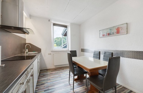 Thaleischweiler-Froschen Apartment | Apartment '9' with Private Terrace, Shared Garden and Wi-Fi