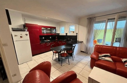 Amelie-les-Bains-Palalda Apartment | Apartment close to town center and spa