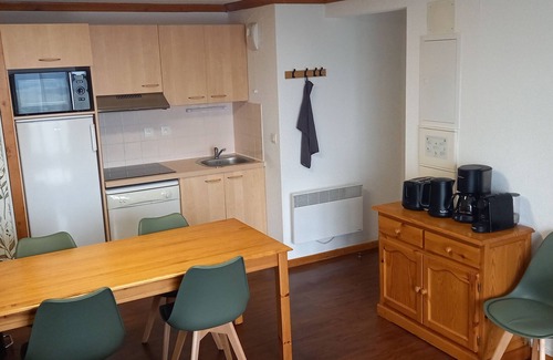 Besse-et-Saint-Anastaise Apartment | Apartment 4/6 persons 2bedrooms in Super-Besse