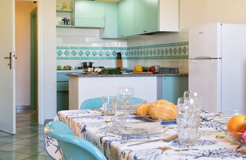 San Teodoro Apartment | Apartment 'Acqua Marina' with Sea View, Wi-Fi and Air Conditioning