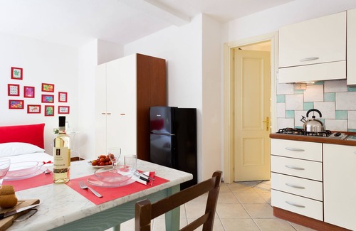 San Teodoro Apartment | Apartment 'Nido' with Shared Pool, Wi-Fi and Air Conditioning