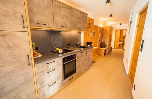 Valle Aurina Apartment | Apartment "Voppichlhof Margerite" with Mountain View, Shared Garden & Wi-Fi