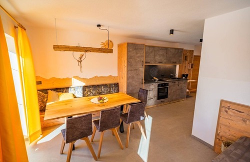 Valle Aurina Apartment | Apartment "Voppichlhof Margerite" with Mountain View, Shared Garden & Wi-Fi