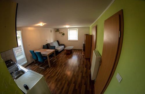 Cezsoca Apartment | Apartma Planinski raj