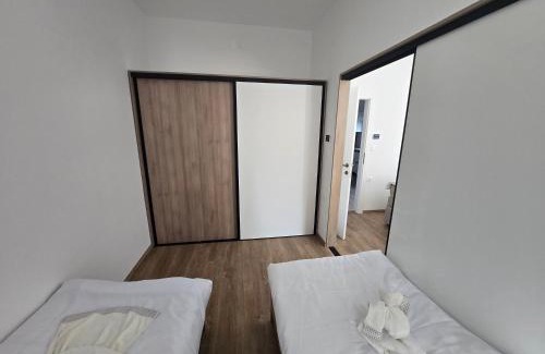 Smarje pri Jelsah Apartment | Apartmaji Beli Jelen