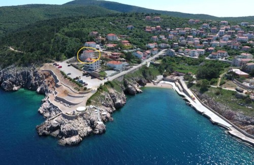 Vrbnik Apartment | APARTMAN ČUBRANIĆ