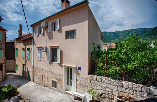 Komiza Apartment | Apartman Babić
