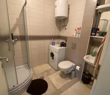 Hadzici Apartment | Apartman Centar