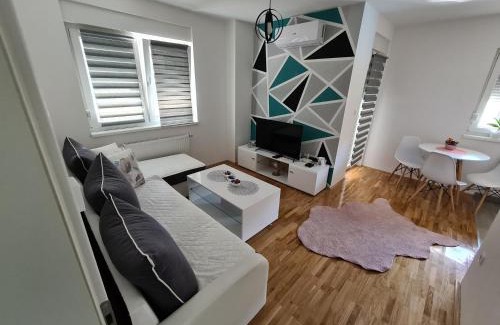 Brcko Apartment | Apartman CRYSTAL