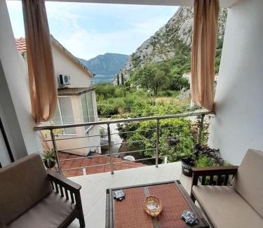 Orahovac Apartment | Apartman Darija 3
