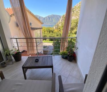 Orahovac Apartment | Apartman Darija 3