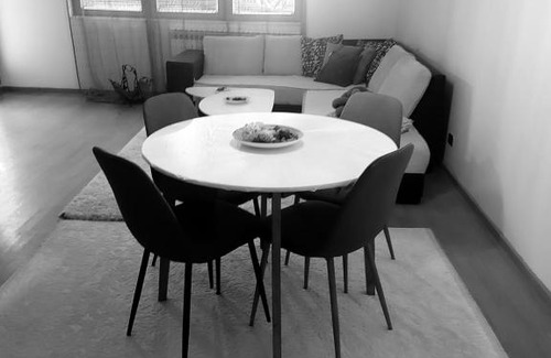 Novi Grad Sarajevo Apartment | Apartman Grey