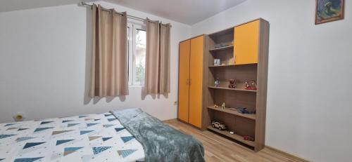 Burtaisi Apartment | Apartman Klara