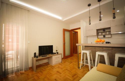 Vrnjacka Banja Apartment | Apartman La Casa Di Elena