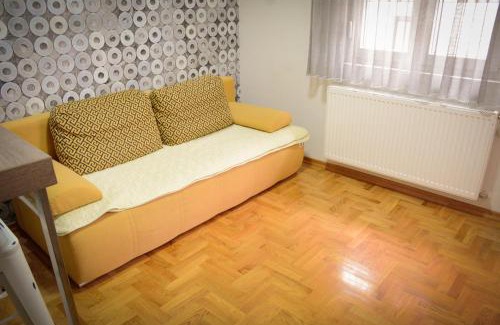 Vrnjacka Banja Apartment | Apartman La Casa Di Elena
