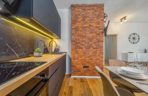 Split Apartment | Apartman Letifico