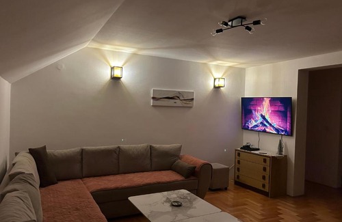 Pale Apartment | Apartman Materić