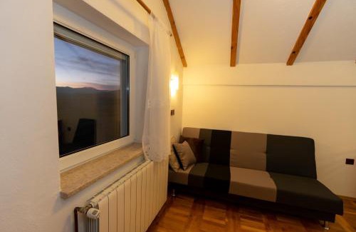 Otocac House | Apartman Miramare