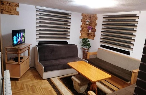 Pale Apartment | Apartman Miron Pale
