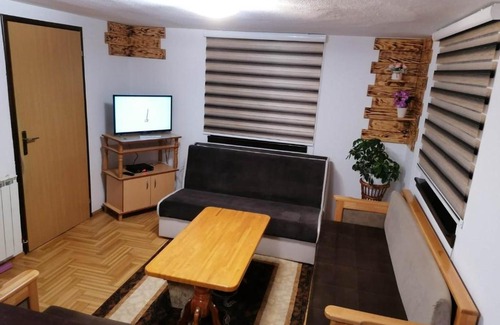 Pale Apartment | Apartman Miron Pale