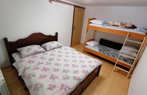 Pale Apartment | Apartman Miron Pale