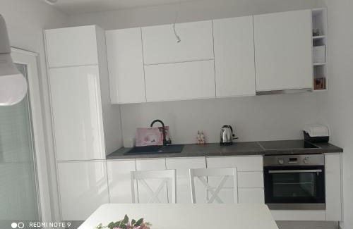 Blato Apartment | Apartman PINK Živogošće