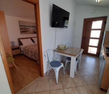 Brulo Apartment | Apartman Ružmarin