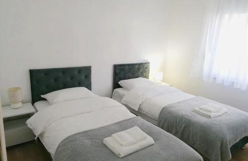 Siroki Brijeg Apartment | Apartman STAR