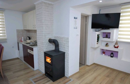 Jahorina Apartment | Apartman "Strahinja Lux 1" sa dvije spavaće sobe.Brzi WiFi internet.