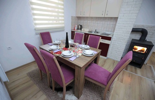 Jahorina Apartment | Apartman "Strahinja Lux 1" sa dvije spavaće sobe.Brzi WiFi internet.
