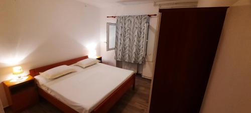 Primosten Apartment | Apartmani "Alenka"