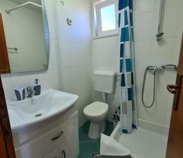 Cove Tri Zala (Zrnovo) Apartment | Apartmani Božana Viganj