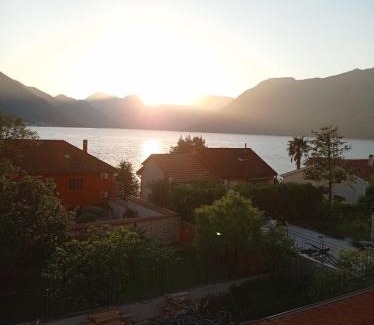 Dobrota Apartment | Apartmani BOBO