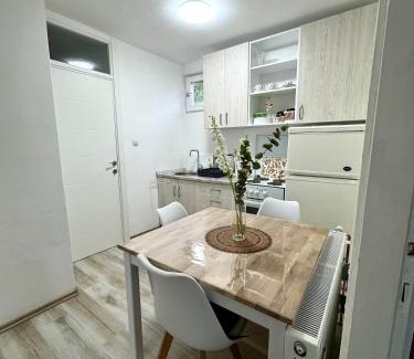 Tuzla Apartment | Apartmani Fazinasa