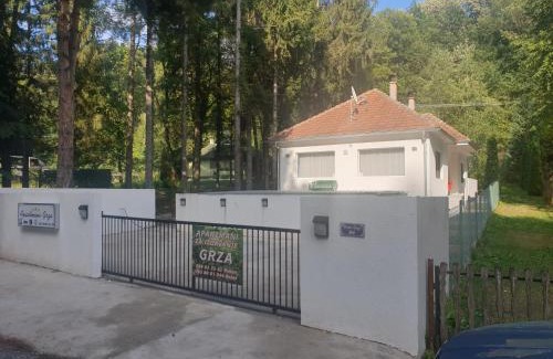 Central Serbia Apartment | Apartmani Grza