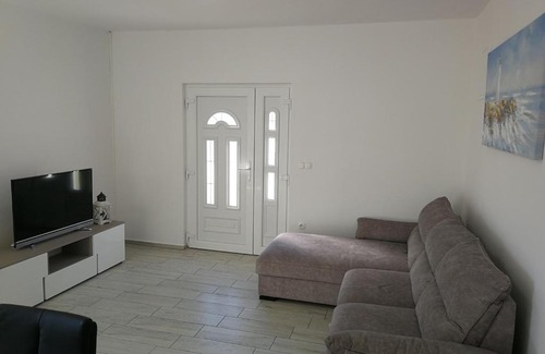 Mrljane Apartment | Apartmani Juresko Mrljane