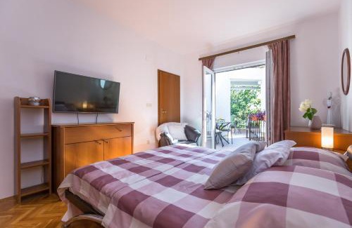 Krvavica House | Apartmani Lovrenco