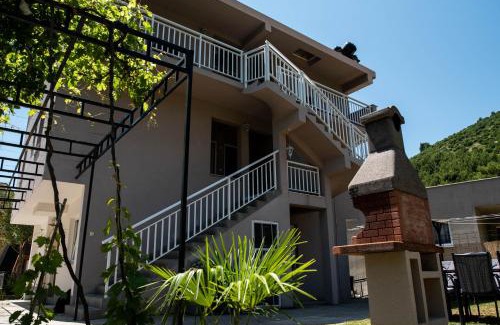 Zaostrog House | Apartmani Malbašić