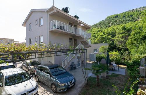 Zaostrog House | Apartmani Malbašić