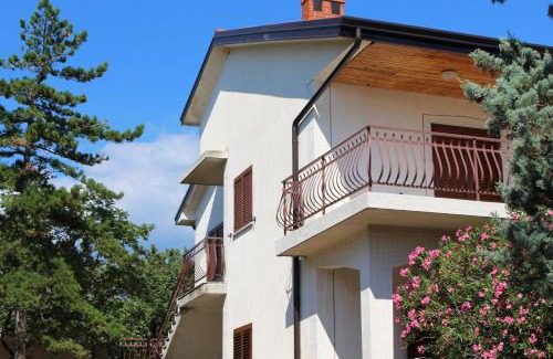 Jadranovo Apartment | Apartmani Mia