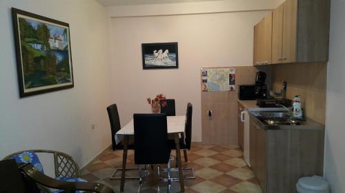 Radanovici Apartment | Apartmani Novaković