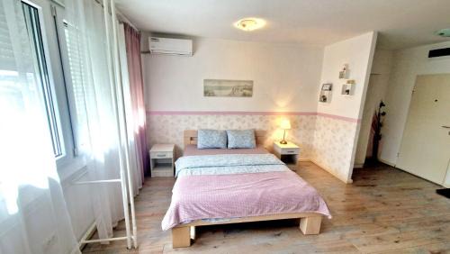 Zemun Apartment | Apartmani Paku