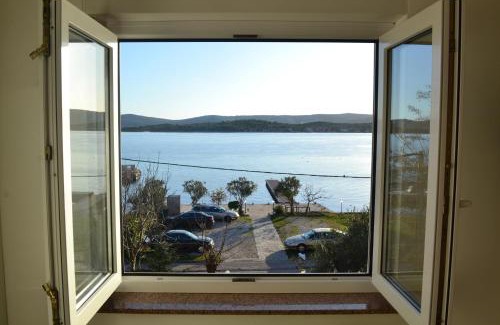 Turanj Apartment | Apartmani R&B