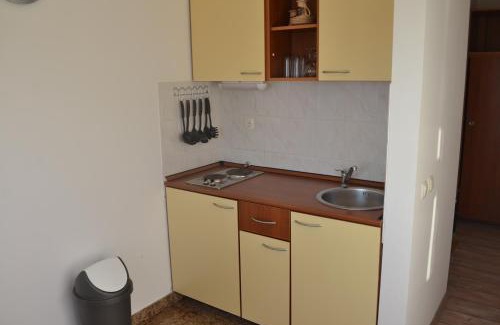 Turanj Apartment | Apartmani R&B