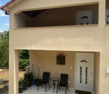 Karuc Apartment | Apartmani Suvodoli