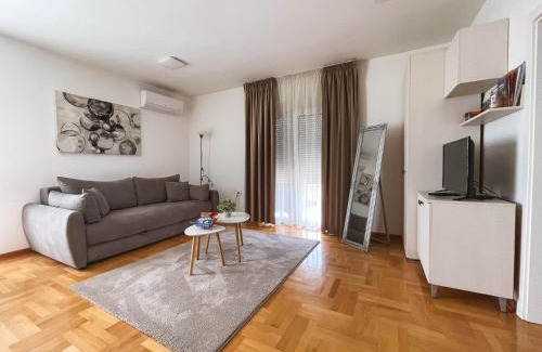 Prokuplje Apartment | Apartmani TEO